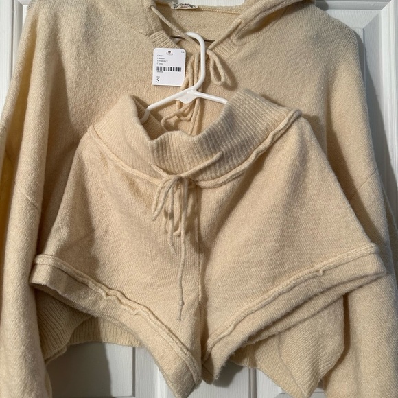 FREE PEOPLE x REVOLVE S Intimately 2pc Silent Mode Crop Hoodie Short SET Wool - Picture 12 of 16